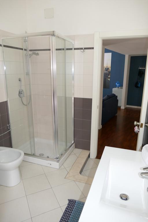קליארי Domus Yenne Suites מראה חיצוני תמונה