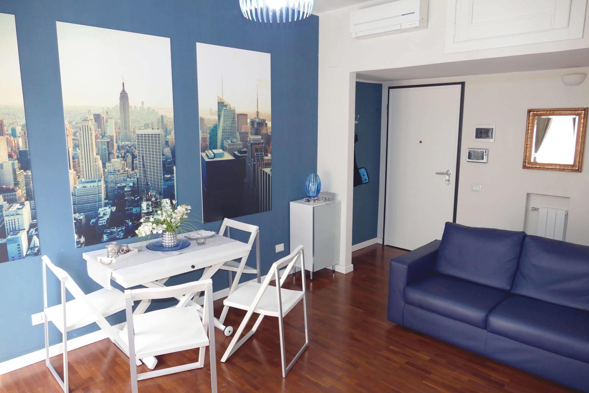 קליארי Domus Yenne Suites מראה חיצוני תמונה