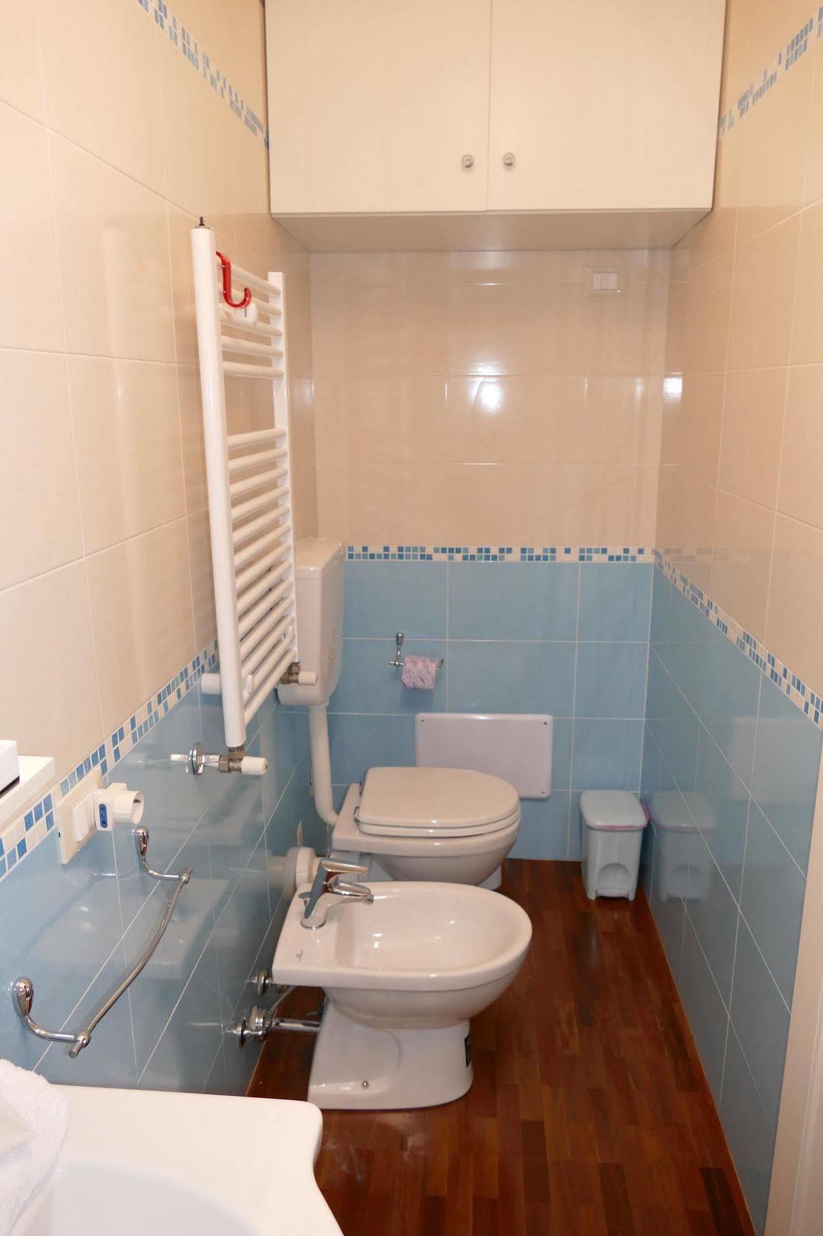 קליארי Domus Yenne Suites מראה חיצוני תמונה